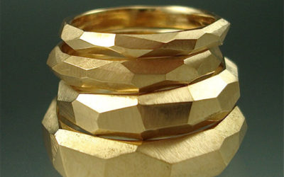 SOLID GOLD: hand chiselled ring set